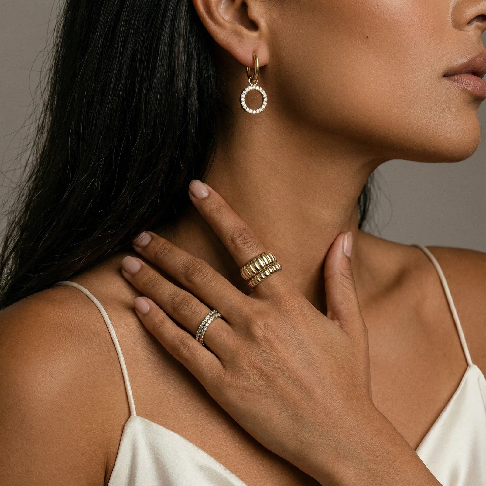 Model wearing Halo Circle Hoops